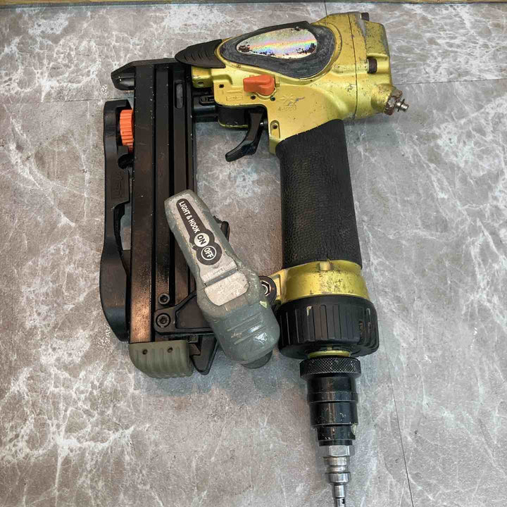 ★ハイコーキ(HIKOKI ※旧:日立工機) 高圧エアタッカ N2504HM【八潮店】