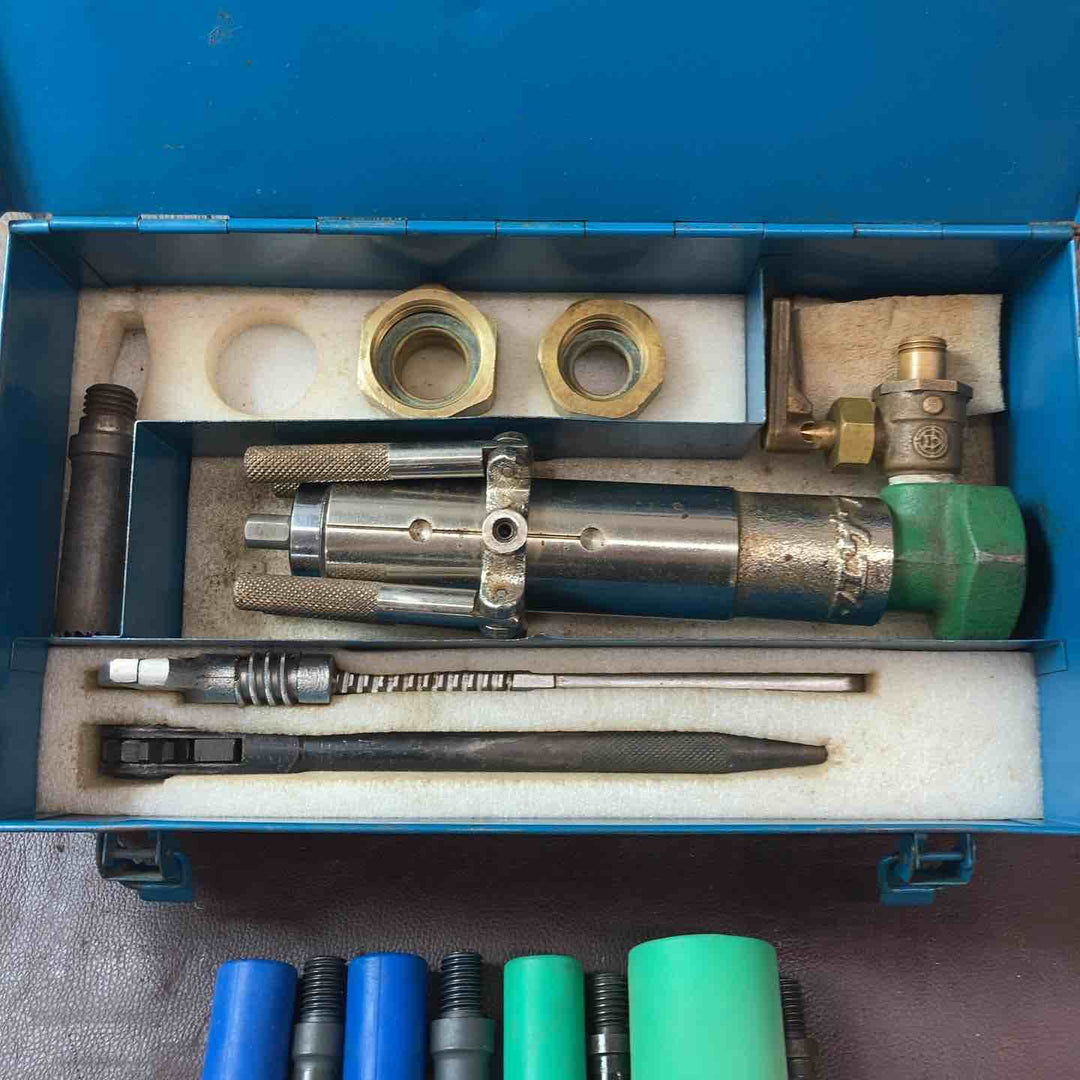 【中古品】 前澤給装工業 水道用穿孔機1型 13～25 水道工事用 【東大和店】