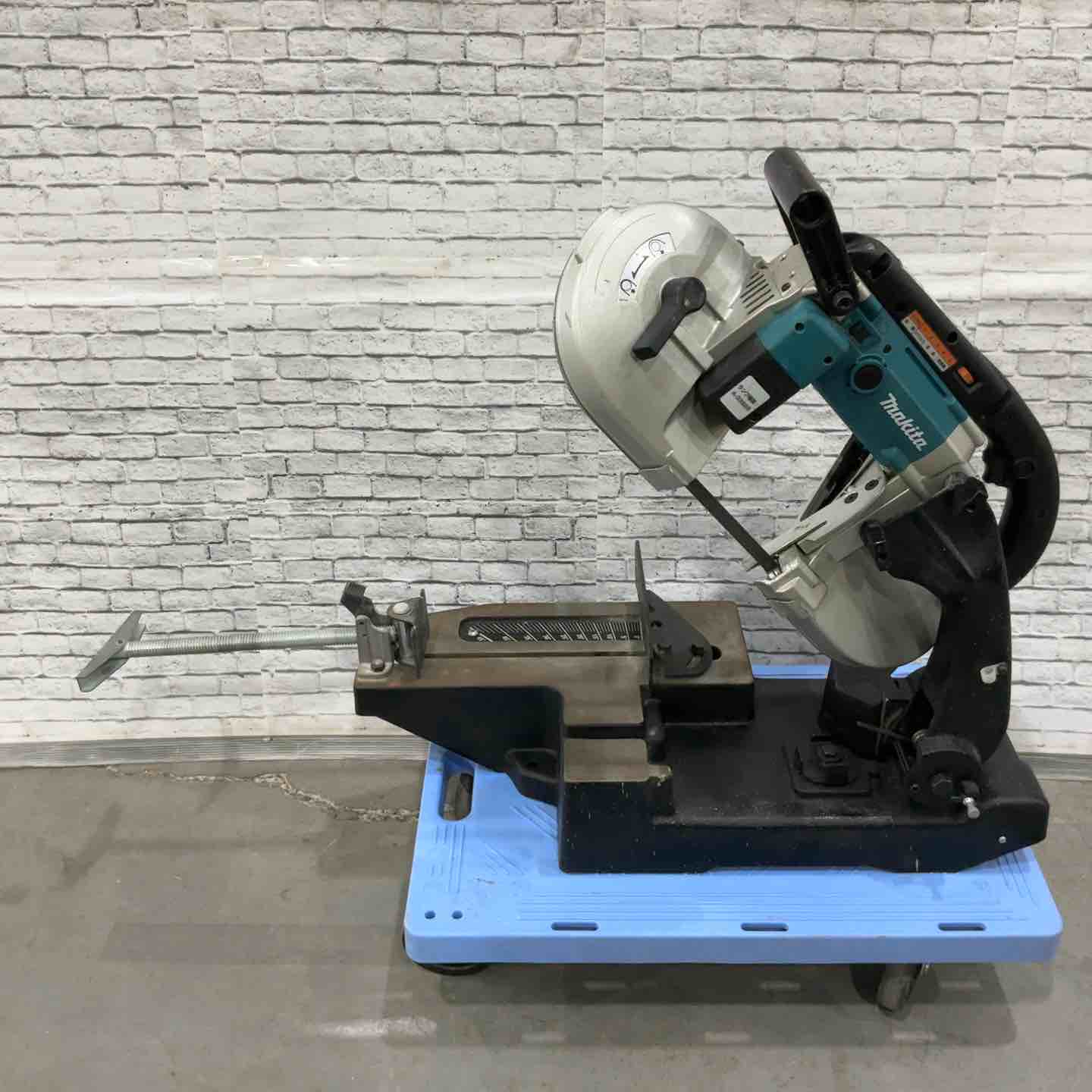 ☆マキタ(makita) ポータブルバンドソー 2107FW【川口店】 – アクト ☆マキタ(makita) ポータブルバンドソー 2107FW【川口店】 – アクト