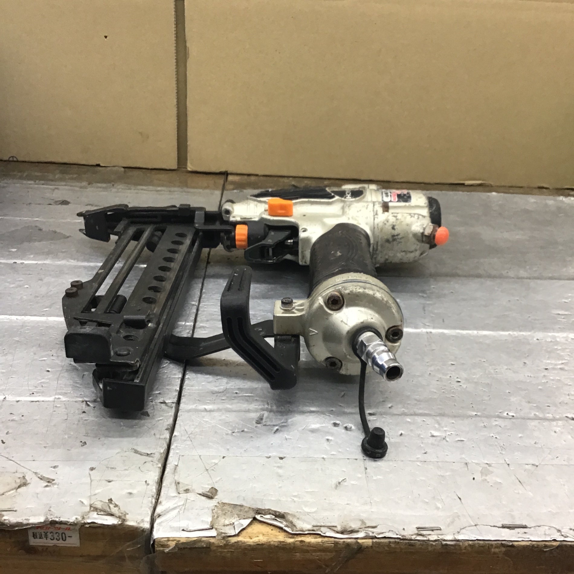 ☆ハイコーキ(HIKOKI ※旧:日立工機) 常圧フロアタッカ N5004MF【所沢店