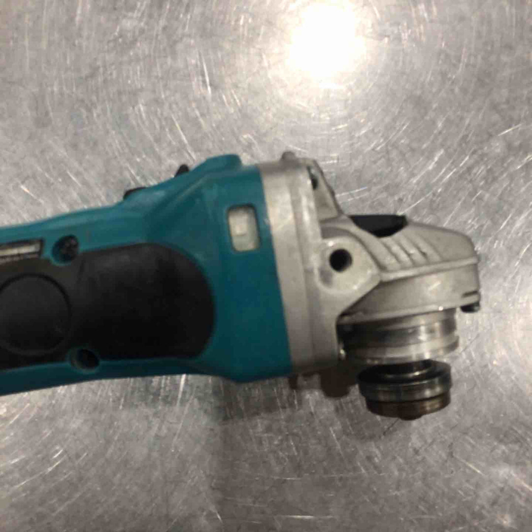 ☆マキタ(makita) コードレスディスクグラインダ GA402DZ【川口店】