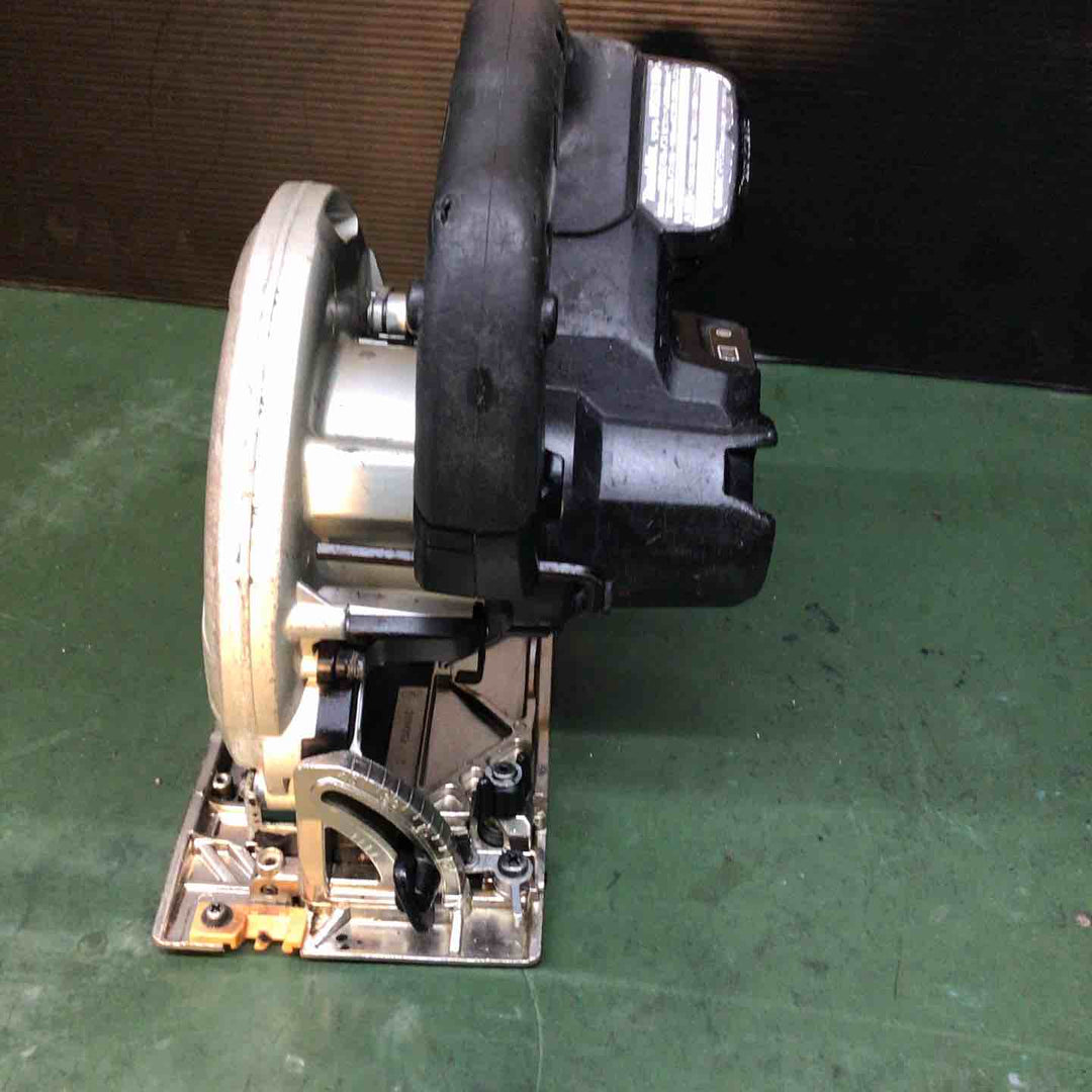 ★マキタ(makita) コードレス丸のこ HS631DZB【戸田店】