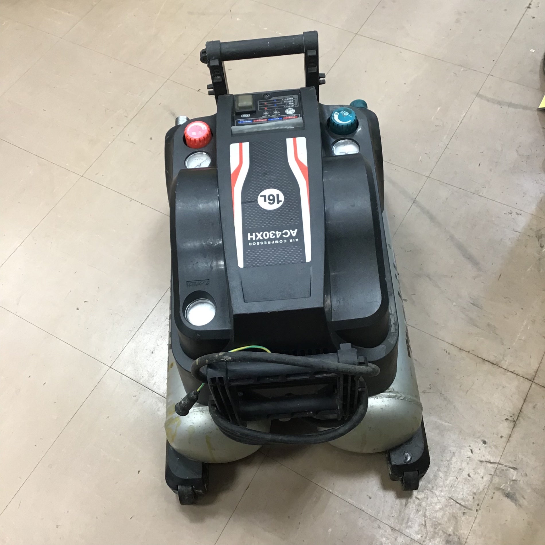 中古】マキタ(makita) エアコンプレッサー AC430XH【草加店】 – アクト