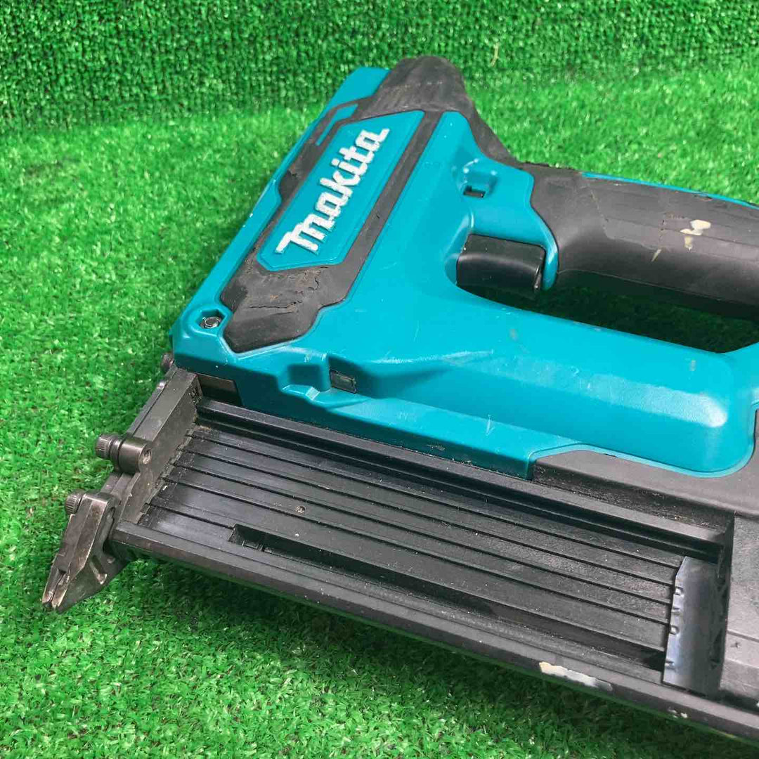 ◇マキタ 充電式35mm面木釘打ち機 FN350DZ【川崎店】