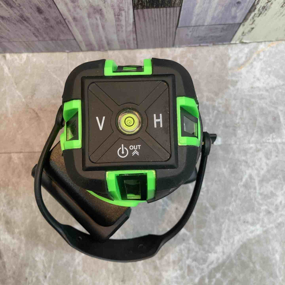 【中古品】型式・メーカー不明 グリーンレーザー レーザー墨出し器【八潮店】