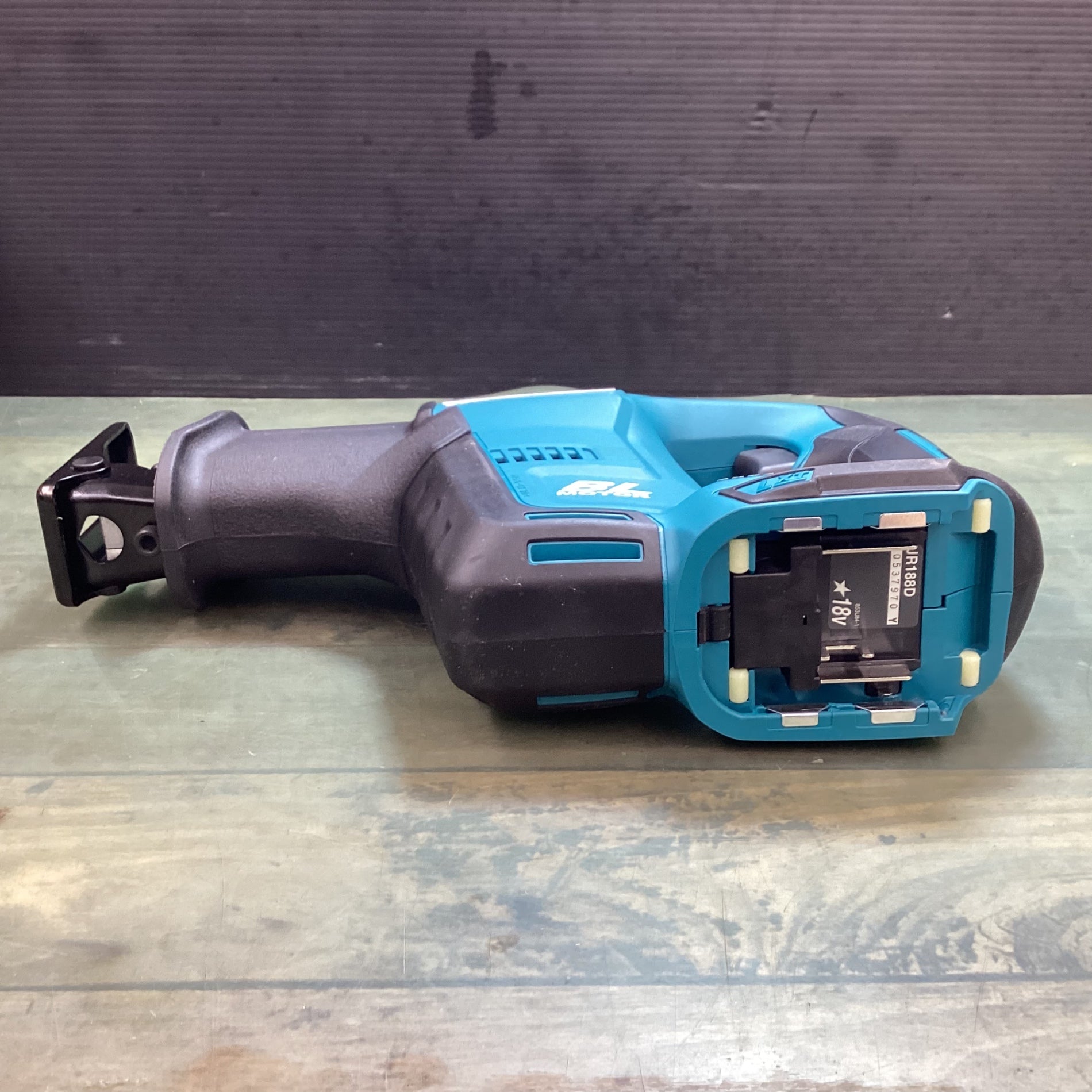 【中古品】☆マキタ(makita) コードレスレシプロソー 本体のみ JR188DZ【東大和店】 マキタ(makita) コードレスレシプロソー 本体のみ JR188DZ 【東大和店