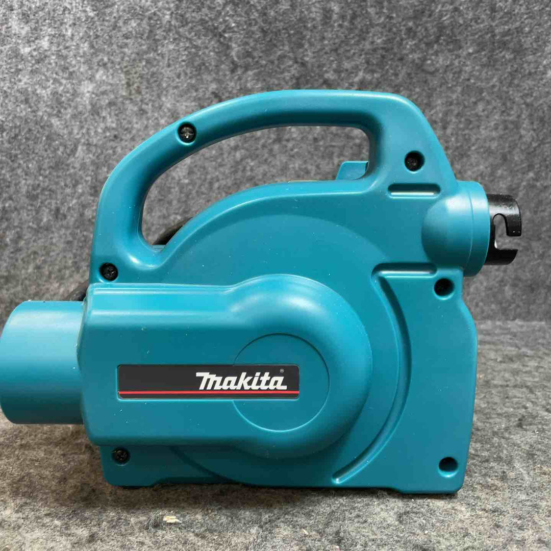 【集塵袋、ホース付】マキタ(makita) 小型集じん機 乾式 450(P)【桶川店】