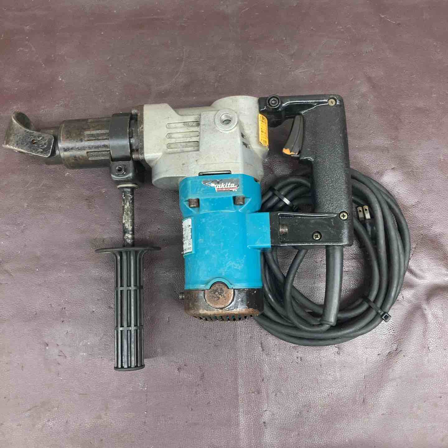 中古品】マキタ(makita) ハンマドリル HR3520 ハツリ はつり機【東大和