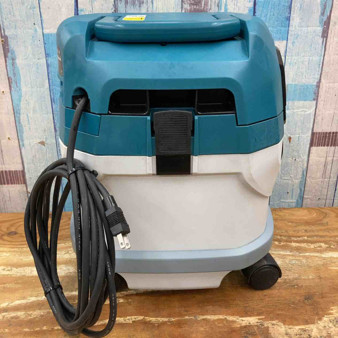 ★マキタ(makita) 15L集じん機(乾湿両用) VC1500【柏店】