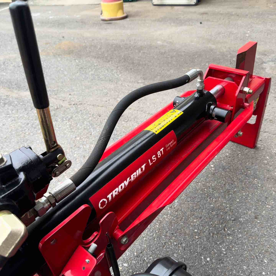 【中古・店頭受取り限定】 TROY-BILT 8t エンジン式 薪割り機 LS-8T 【桶川店】