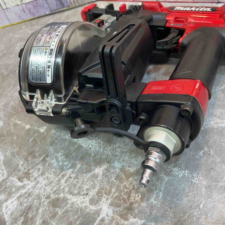 ★マキタ(makita) 高圧エアネジ打ち機 AR412HR【八潮店】