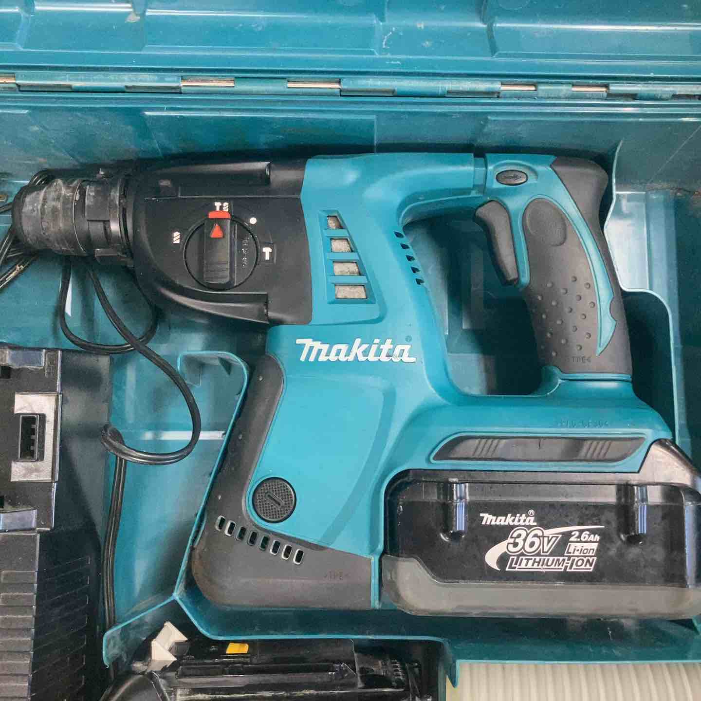 ★マキタ(makita) コードレスハンマドリル HR261DRDX【町田店】 ☆マキタ(makita) コードレスハンマドリル HR261DRDX【町田店
