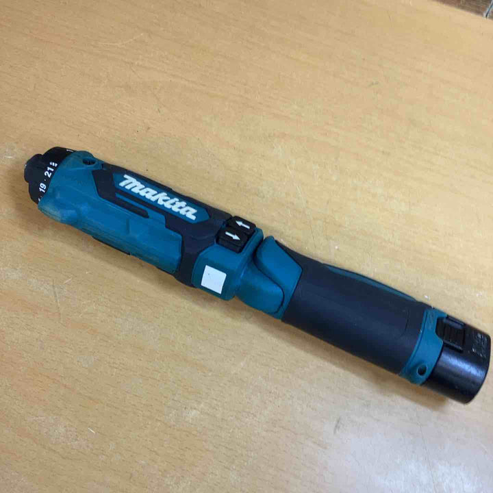 ★マキタ(makita) コードレスペンドリルドライバー DF012DZ【越谷店】