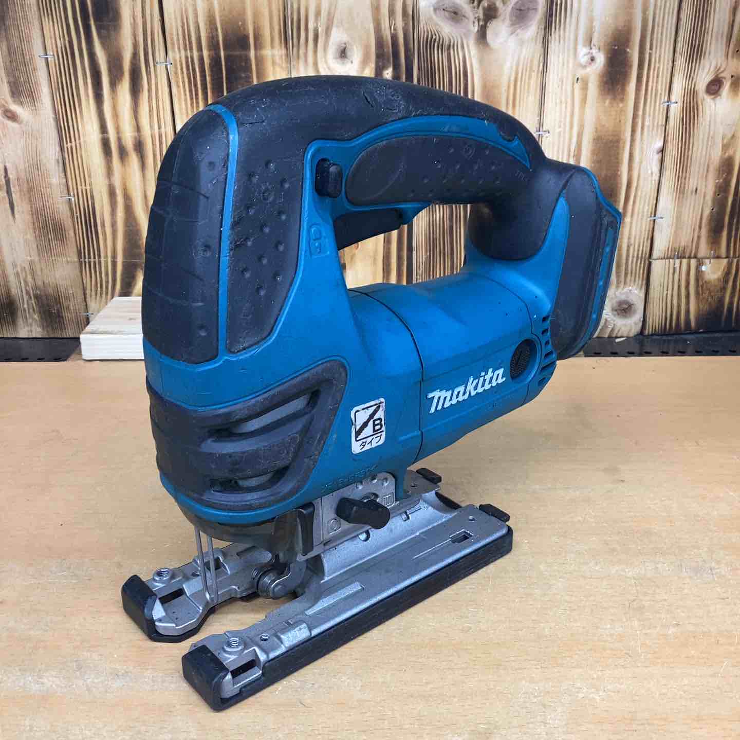 ◇マキタ(makita) コードレスジグソー JV140DZ【越谷店】 ◇マキタ(makita) コードレスジグソー JV140DZ【越谷店】 – アクト