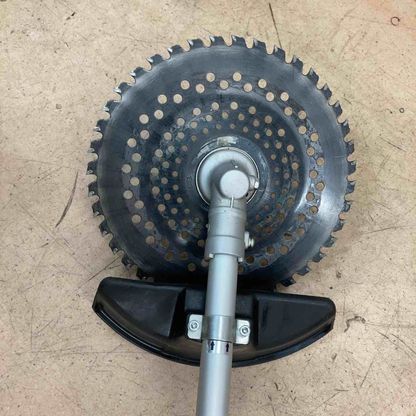 中古品/店頭受取り限定】丸山製作所 BIG-M エンジン刈払い機 KC26NX1