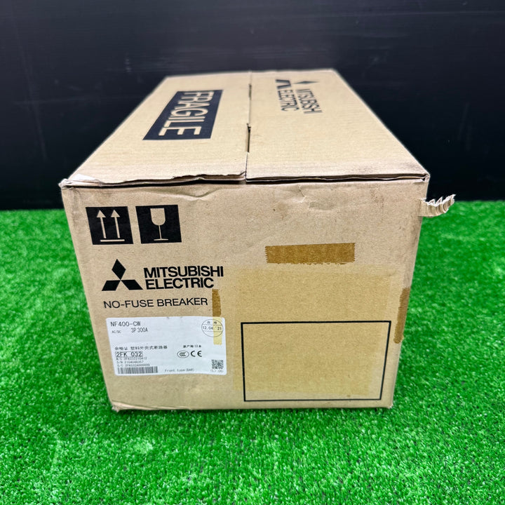 【未使用保管品】三菱電機 ノーヒューズブレーカー NF400-CW 3P 300A ノーヒューズ遮断器【電材館越谷店】