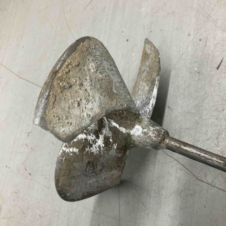 ☆マキタ(makita) かくはん機 UT2204 羽根に汚れあり【戸田店】