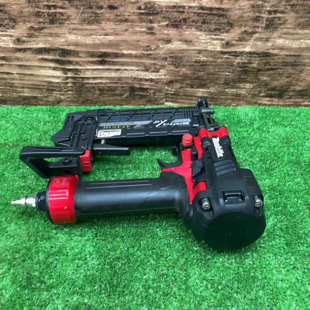 ★マキタ(makita) 高圧フロアタッカ AT451H【川越店】