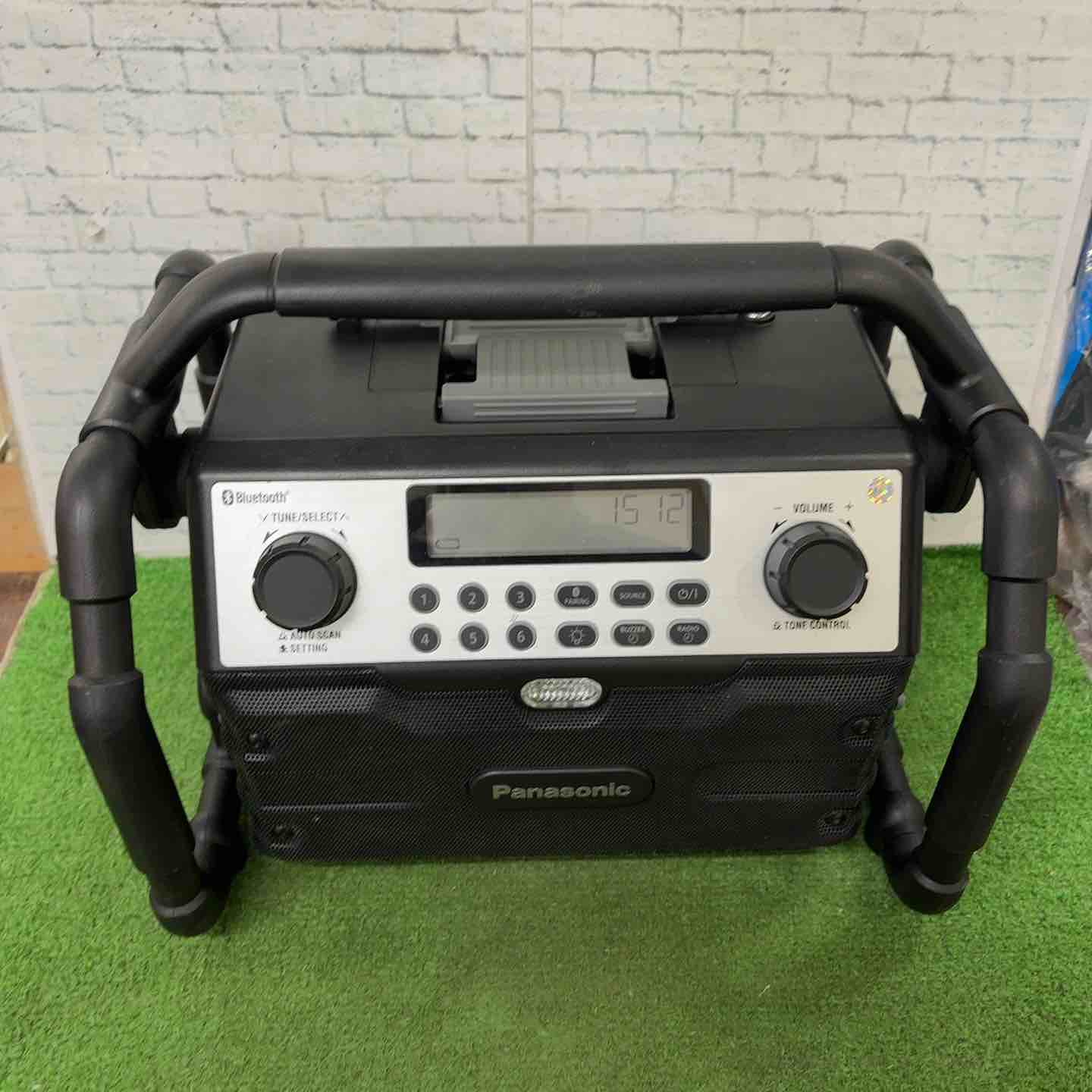 Panasonic コードレスラジオ&ワイヤレススピーカー EZ37A2 工事用充電