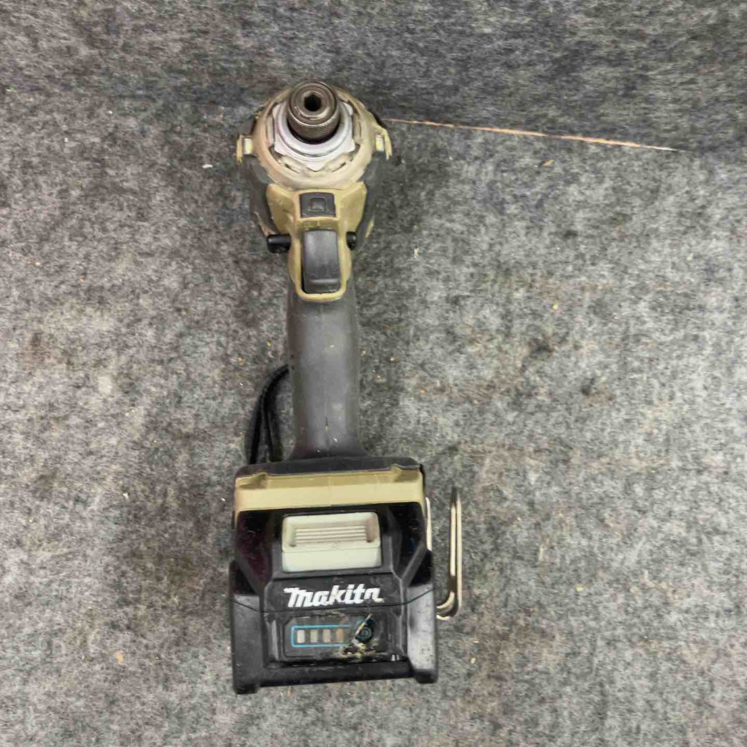 ★マキタ(makita) コードレスインパクトドライバー TD001GRDXO ケース[ラッチ片方なし](40Vmax2.5Ahバッテリー*2[79][91]、充電器)【鴻巣店】