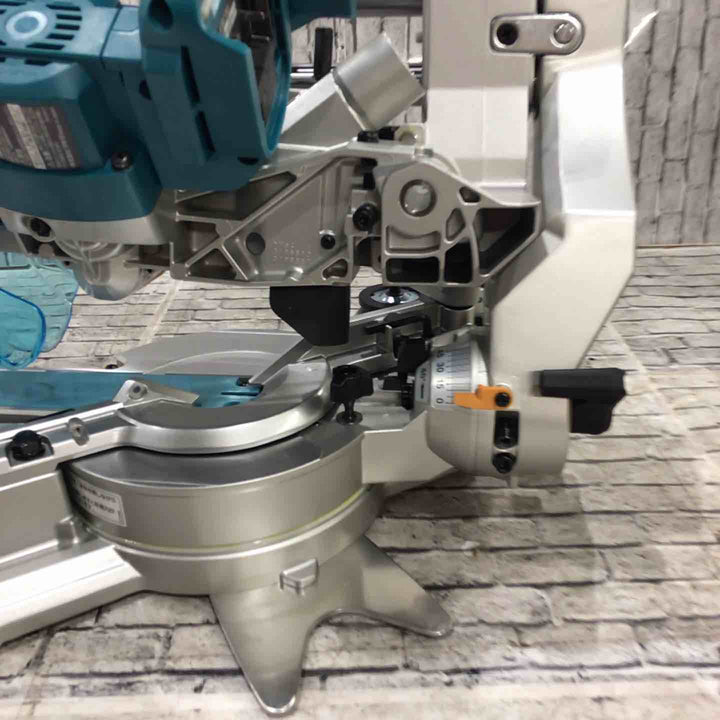 ★マキタ(makita) コードレススライドマルノコ LS610DRG【川口店】