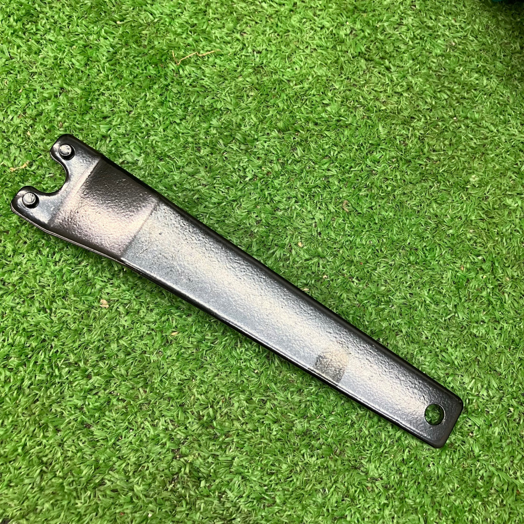 ☆マキタ(makita) 100mmコードレスディスクグラインダ GA404DZN (GA404DN)【川越店】