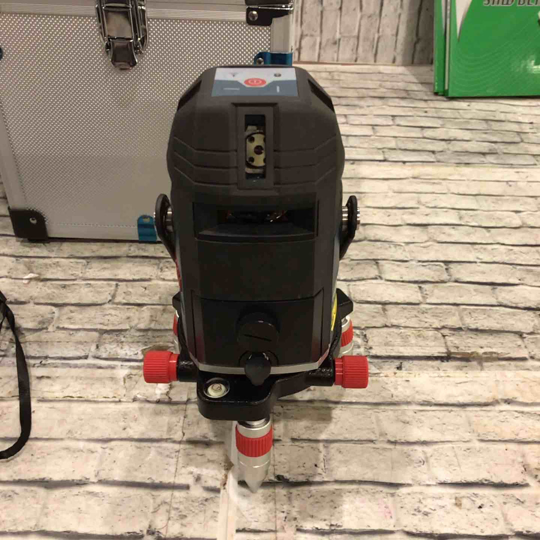 ◇ボッシュ(BOSCH)  電子整準方式・ レーザー墨出し器 GLL5-40ELR【川口店】