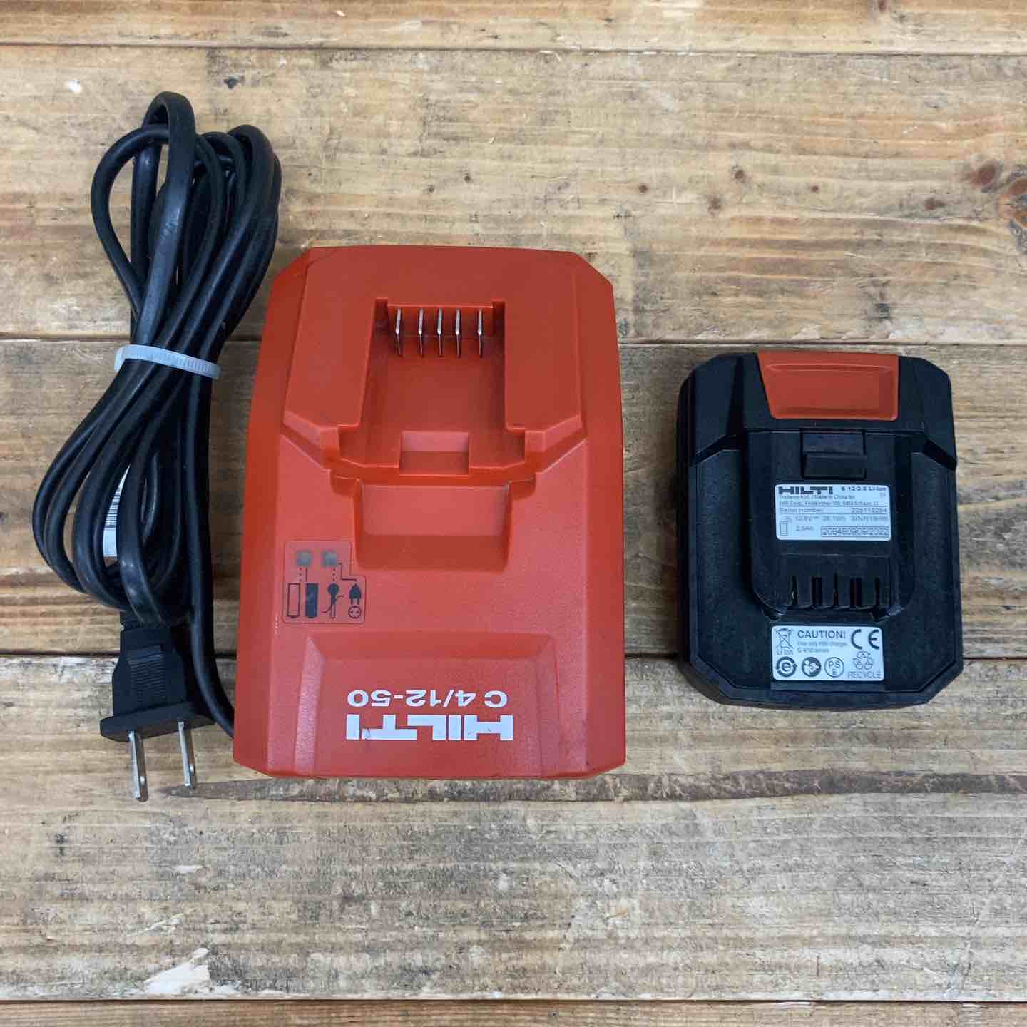 中古品】 ☆ヒルティ(Hilti) 回転レーザー PR 30-HVS A12 【東大
