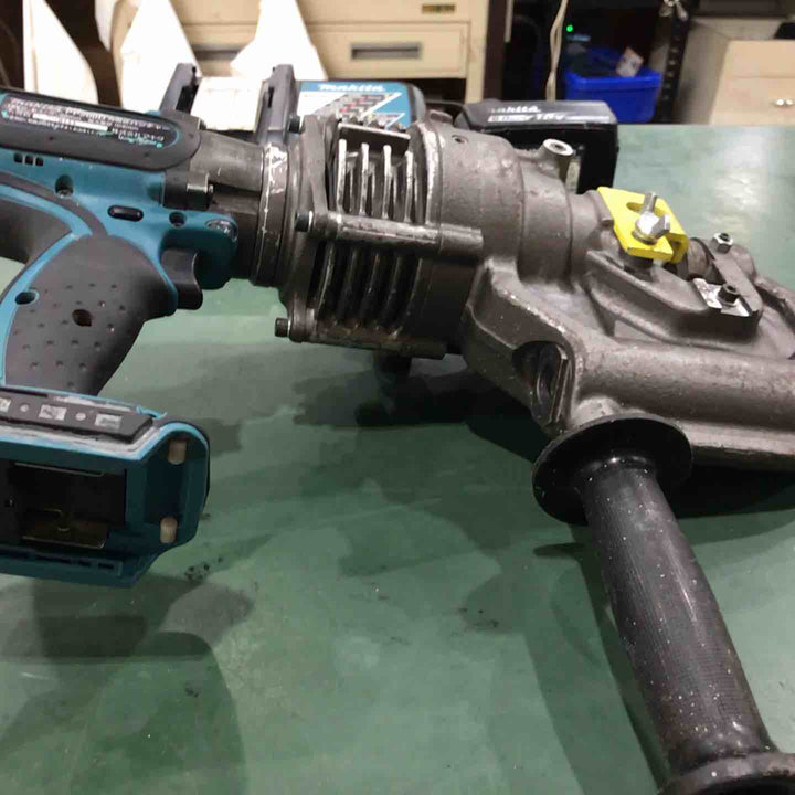 ★マキタ(makita) コードレスパンチャー PP200DRG【川口店】