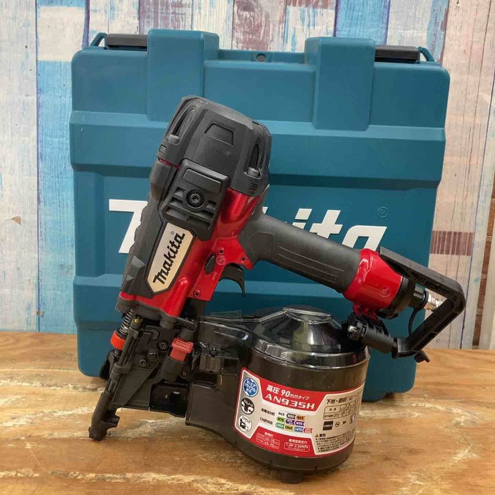 ★マキタ(makita) 高圧エア釘打ち機 AN935H 本体色：赤【柏店】