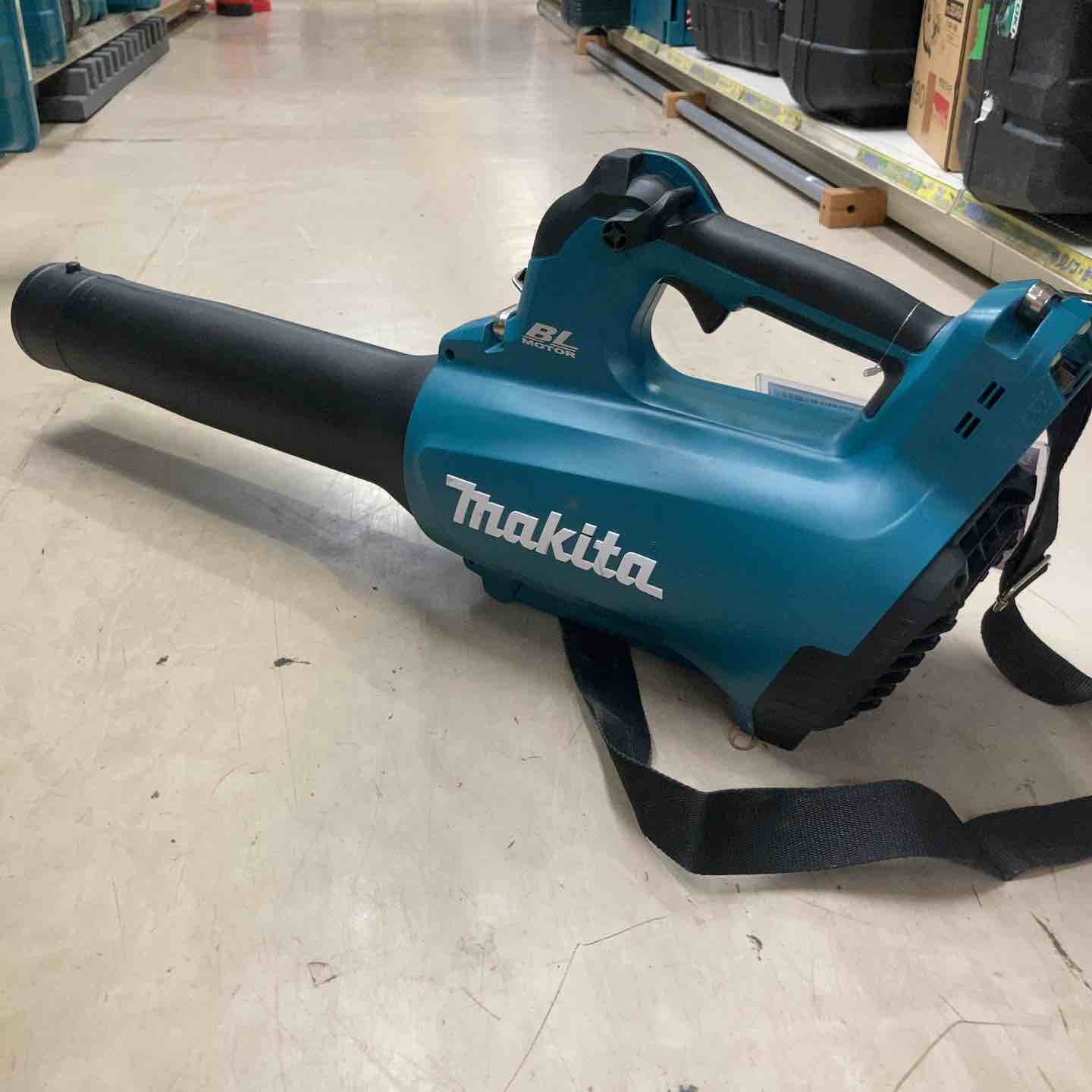 中古品 □ makita コードレスブロワ MUB360DZ □ O □ IT313FZDMM8K