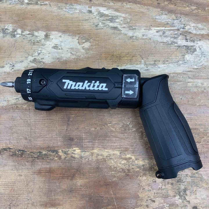 ★マキタ(makita) 7.2V コードレスペンドリルドライバー DF012DZB 本体のみ【柏店】
