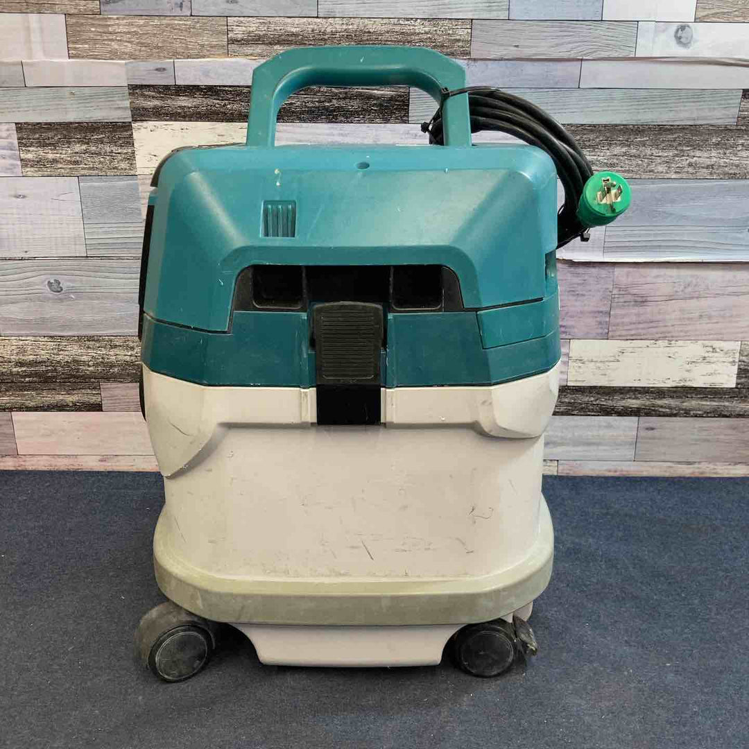 ★マキタ(makita) 集じん機 乾式 VC1530【八潮店】