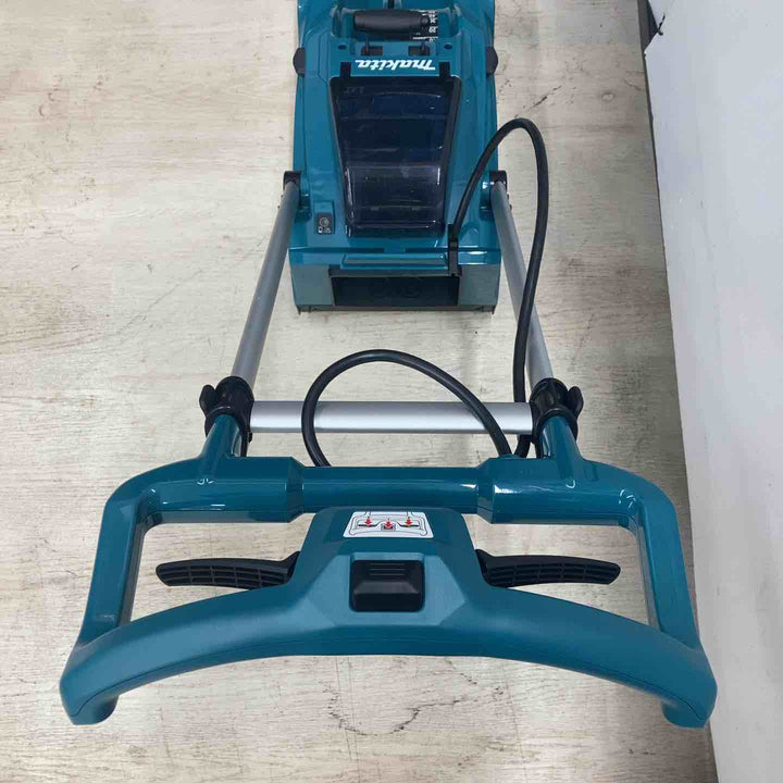 ◇マキタ(Makita) 　充電式芝刈機 18V 3Ah バッテリ、充電器付 MLM230DSF【川越店】