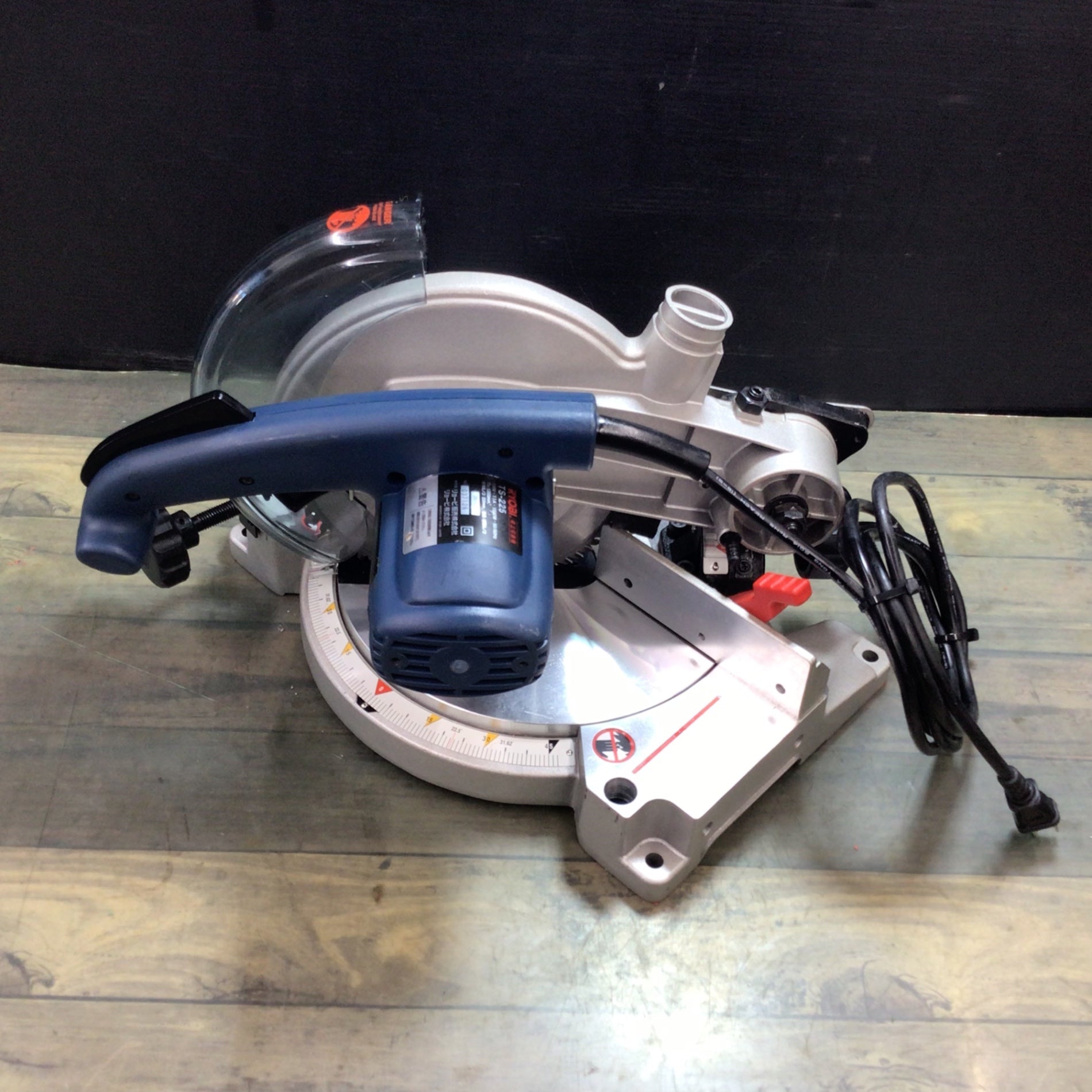 〇リョービ(RYOBI) 卓上丸ノコ TS-225【東大和店】 – アクトツール