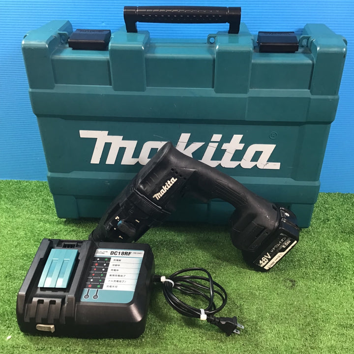 ★マキタ(makita) コードレスハンマドリル HR182DZKB【岩槻店】
