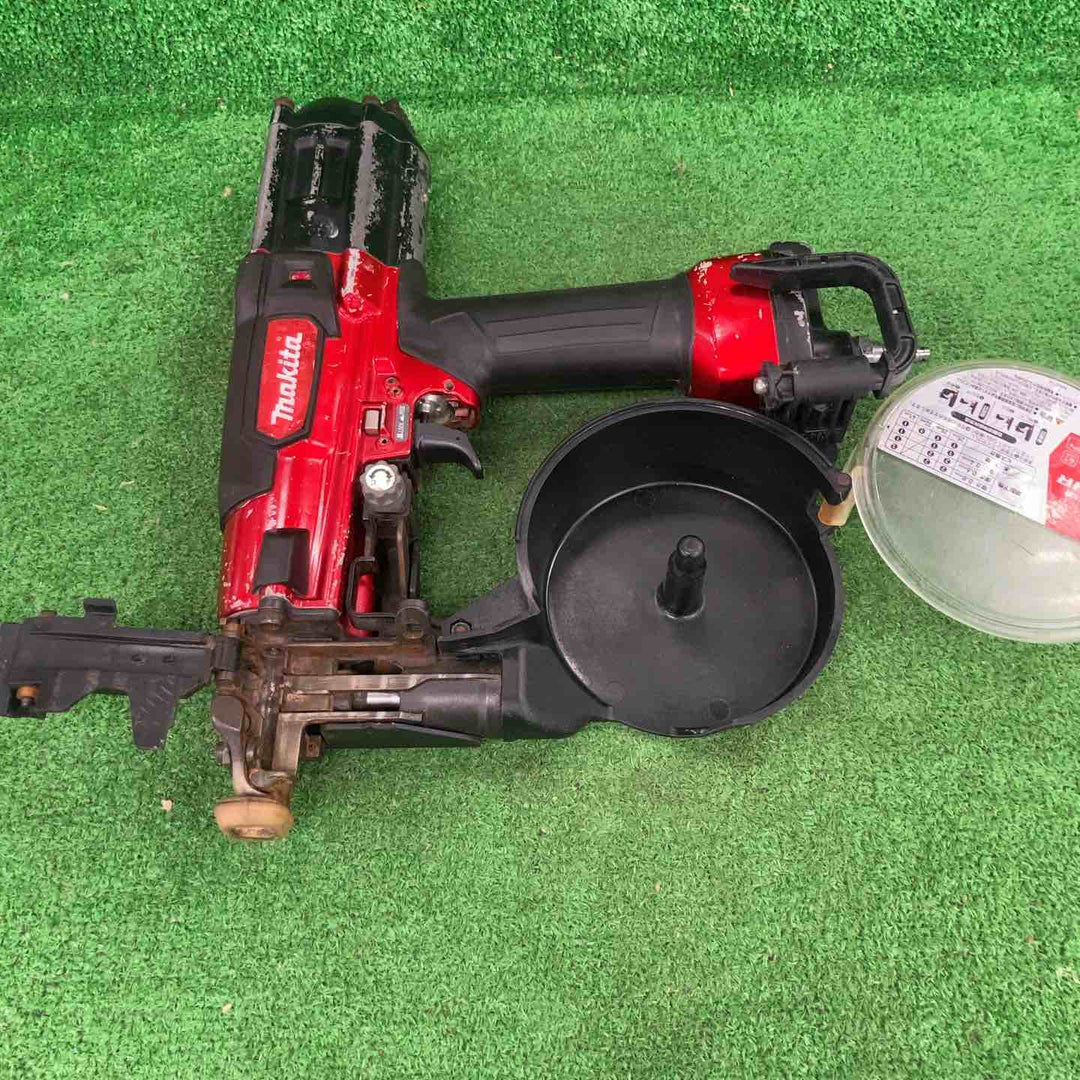 ★マキタ(makita) 高圧エアネジ打ち機 AR411HR【川崎店】