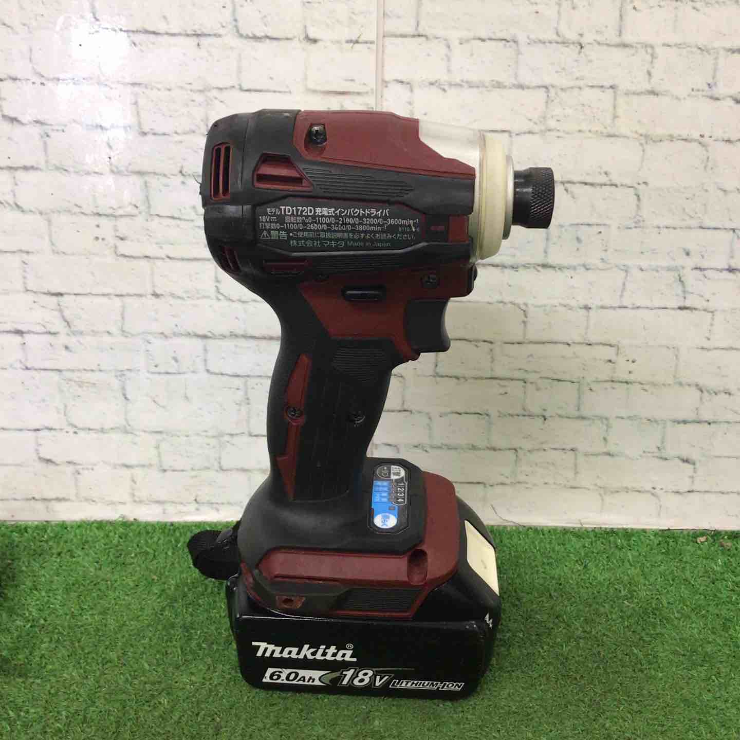 ☆マキタ(makita) コードレスインパクトドライバー TD172DGXAR