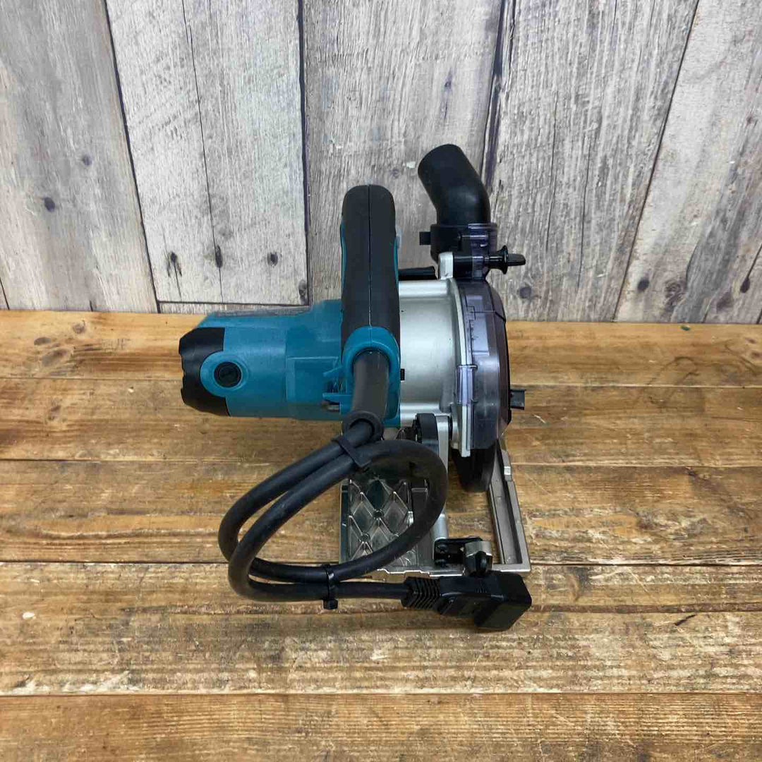【中古品】 マキタ(makita) 125mm 防じん丸のこ KS5000FX マルノコ 【東大和店】
