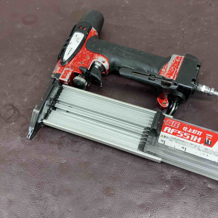 【中古品】 マキタ(makita) 高圧フィニッシュネイラ AF551H 【東大和店】