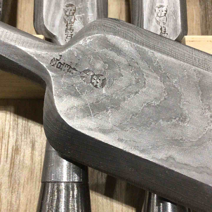 山弘作 奴鑿 10本組 木目仕上げ 朱丹柄 桐箱付属 【川口店】