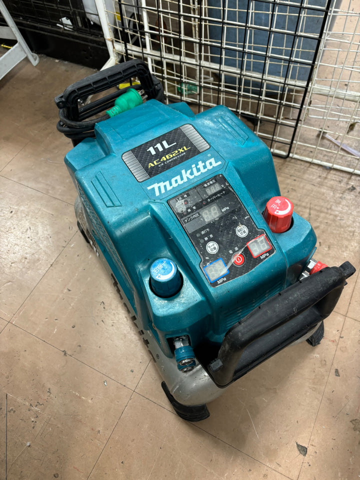 【店頭受取り限定】★マキタ(makita) 常圧高圧エアコンプレッサー AC462XL【草加店】