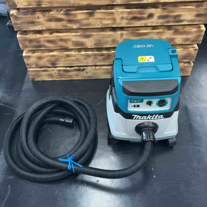 マキタ(makita) 粉じん専用 コードレス集じん機 VC867DZ【藤沢店】