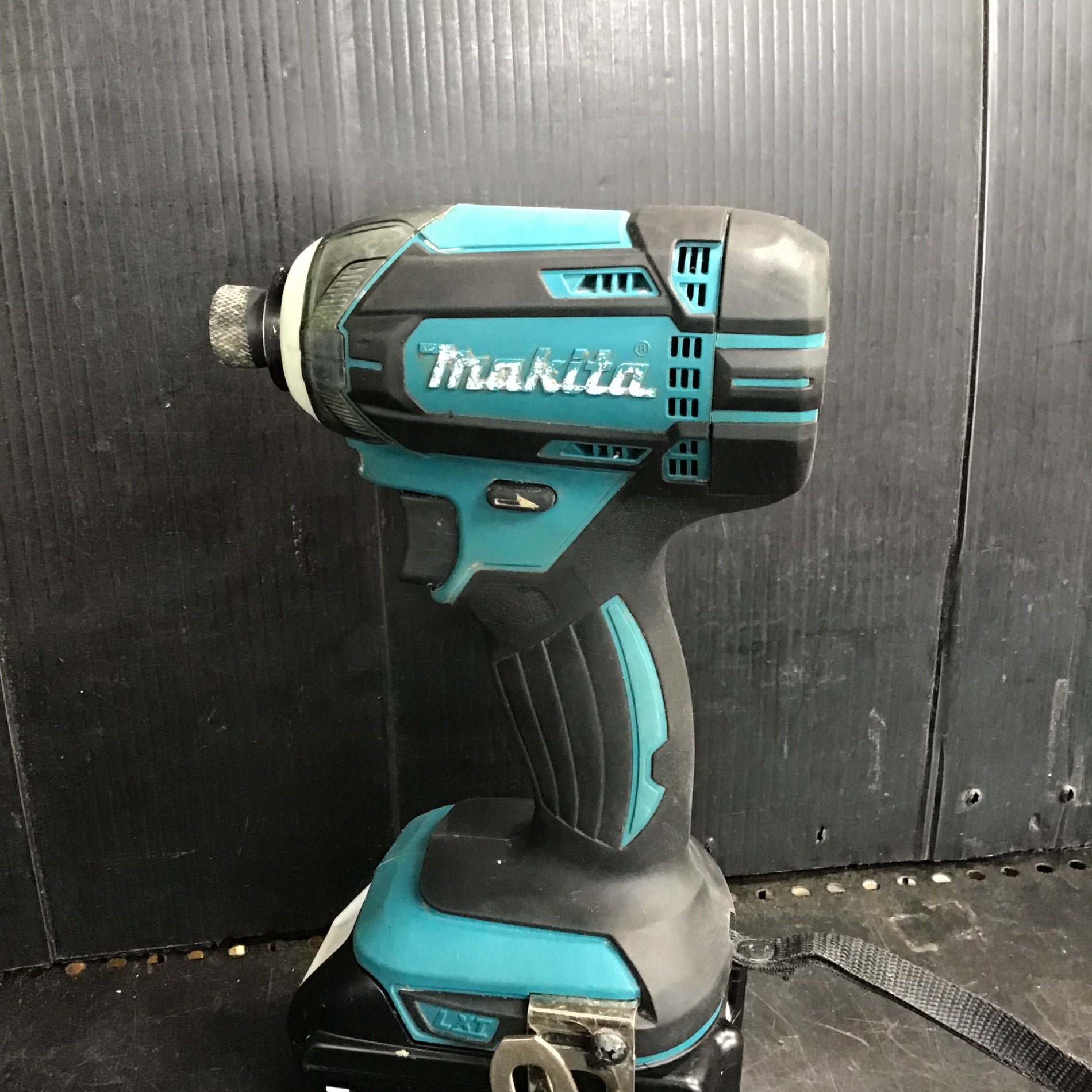 ★マキタ(makita) コードレスインパクトドライバー TD149DRFX【草加店】 ☆マキタ(makita) コードレスインパクトドライバー TD149DRFX【草加店