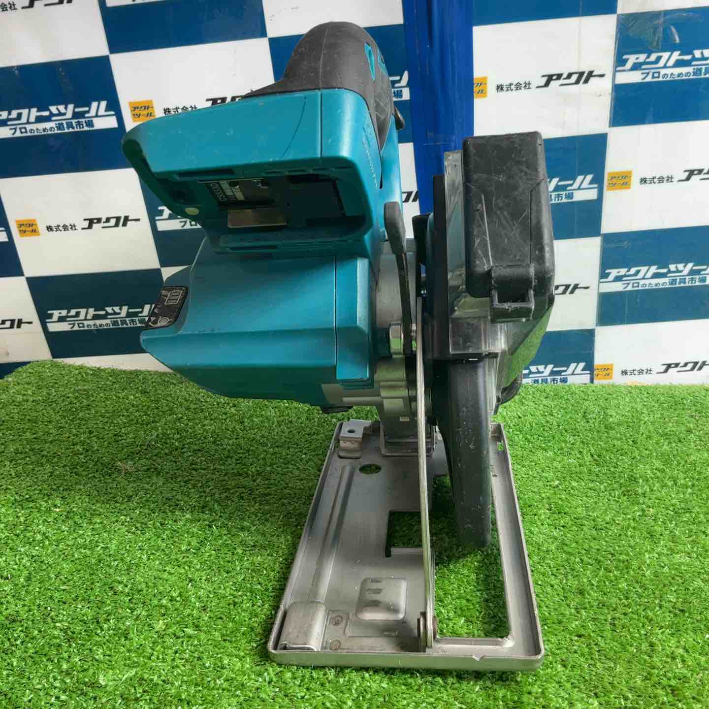 ☆マキタ(makita) コードレスチップソーカッター CS553DZ ベース歪み