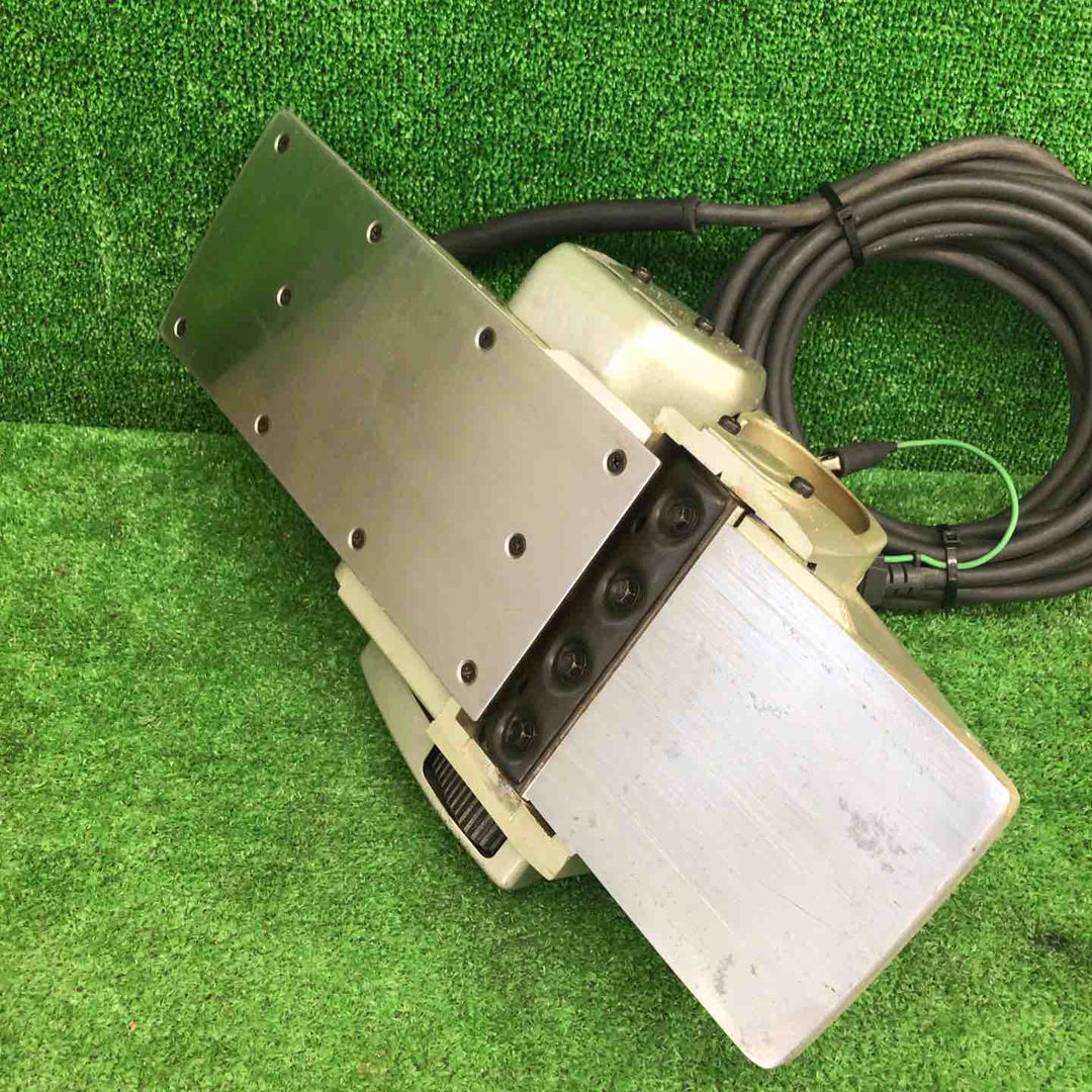 【現状品】 マキタ/makita 2スピード電気カンナ 1804N 【鴻巣店】