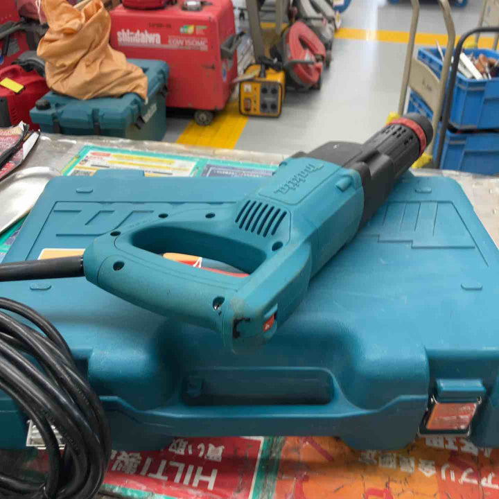★マキタ(makita)電動ケレン HK0500 SDSプラスシャンク 100V【戸田店】