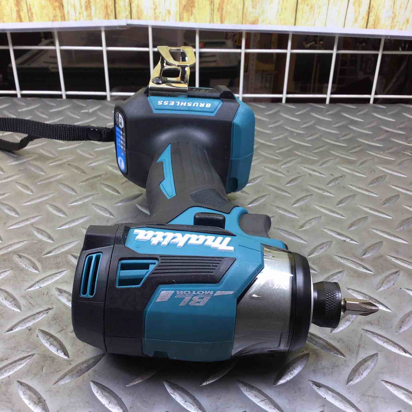 ☆マキタ(makita) コードレスインパクトドライバー TD173DRGX【川崎店