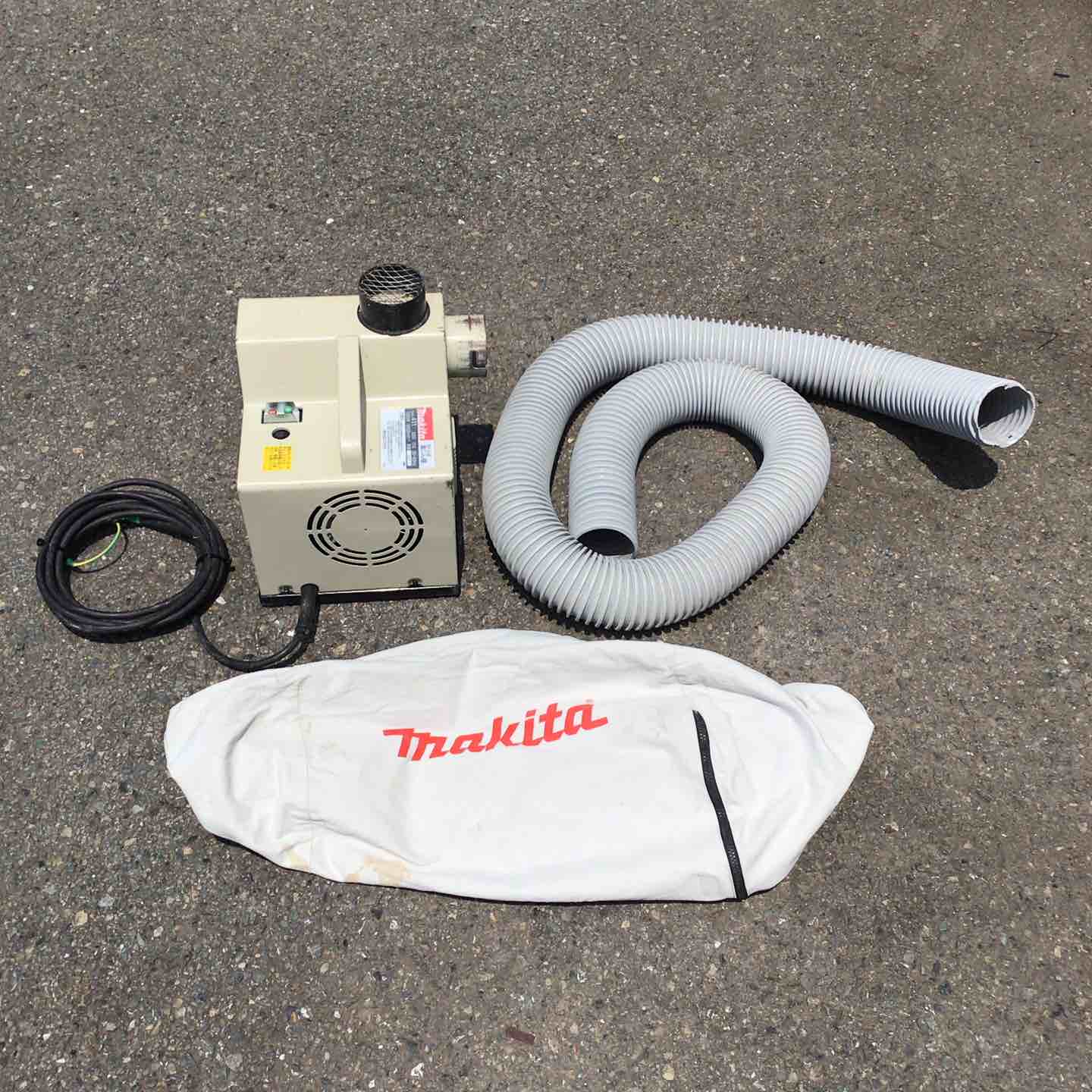マキタ(makita) 集じん機 411(P)【川崎店】 ☆マキタ(makita) 集じん機 411(P)【川崎店】 – アクトツール