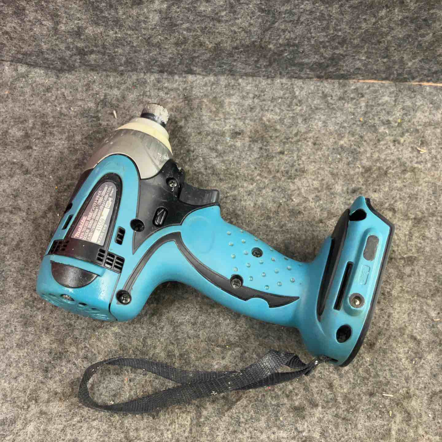 ★マキタ(makita) コードレスインパクトドライバー TD135DSHX【鴻巣店】 ☆マキタ(makita) コードレスインパクトドライバー TD135DSHX【鴻巣店
